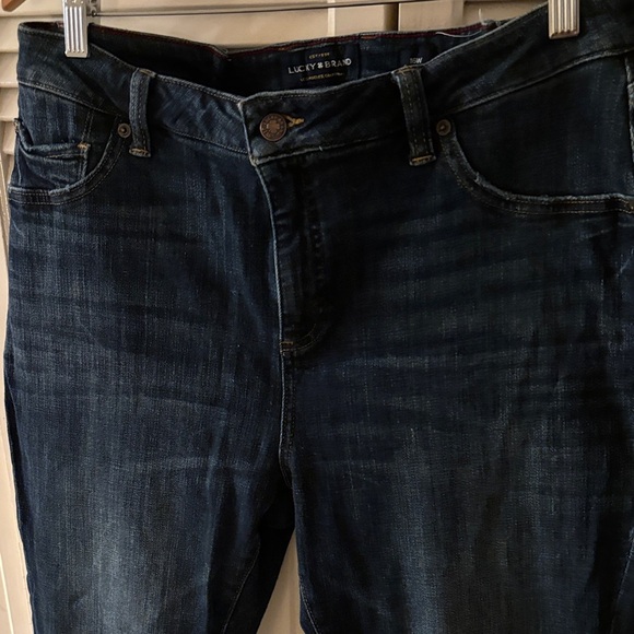 Lucky Brand Emma Straight Plus Size Jeans with Altered Waist. - Picture 6 of 10